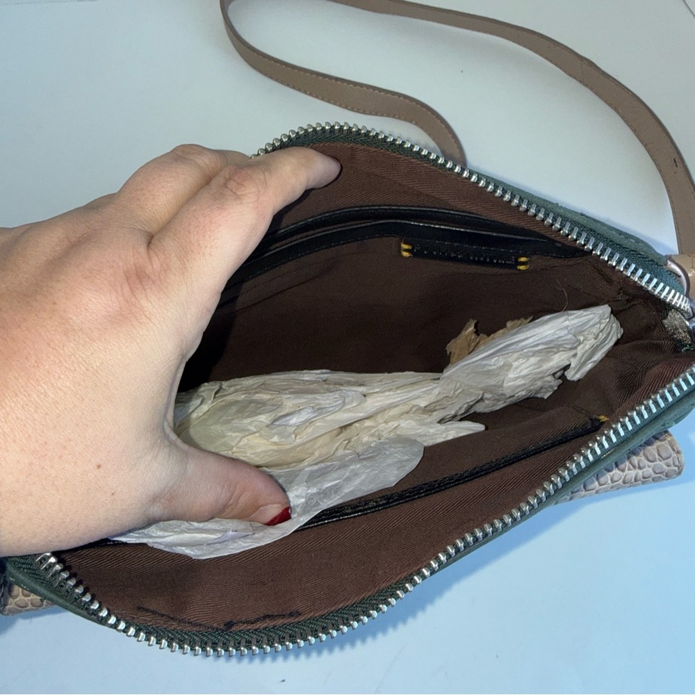 POUR LA VICTOIRE east west two tone leather shoulder bag - Picture 5 of 6